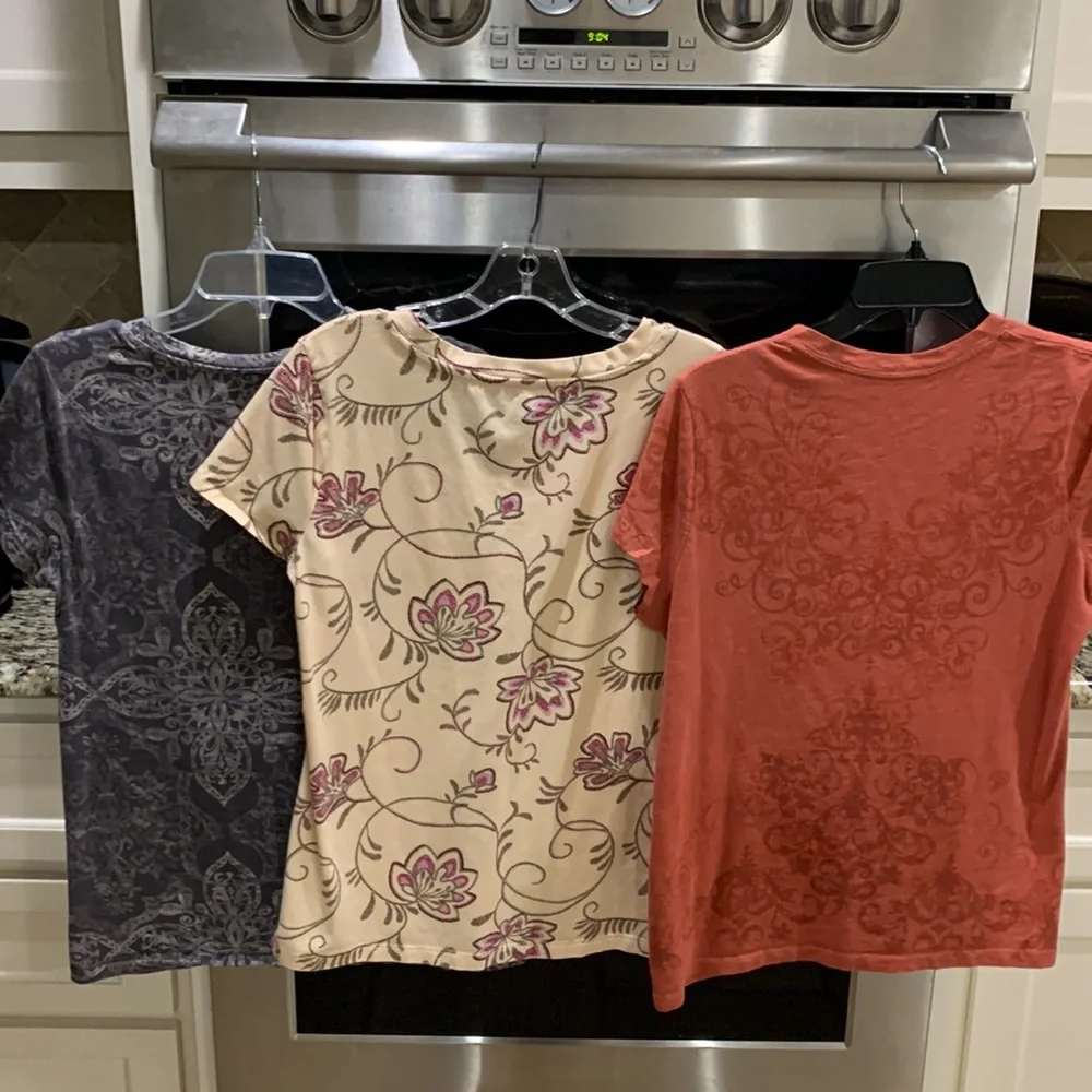 Bundle of 3Sonoma & Croft Barrow size medium tees cotton/polyester/spandex. - Picture 12 of 12